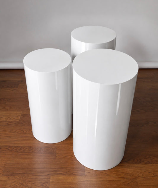 White circle Pedestals